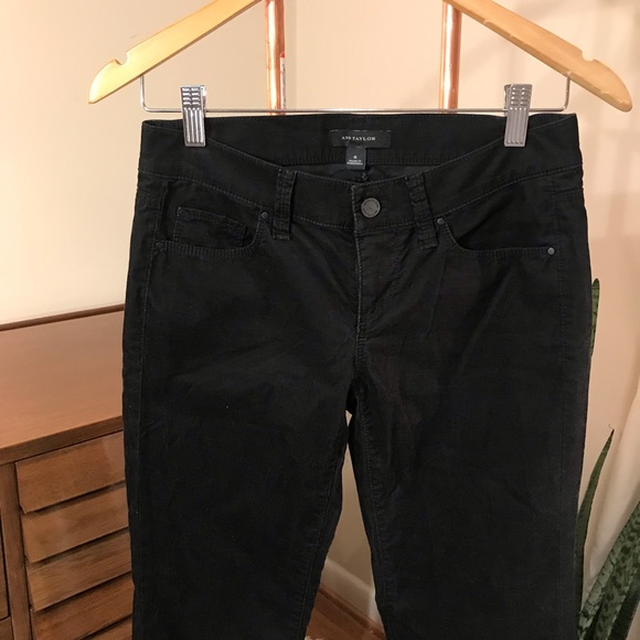 EUC 💕 Ann Taylor Modern fit corduroy black pants - Picture 2 of 8